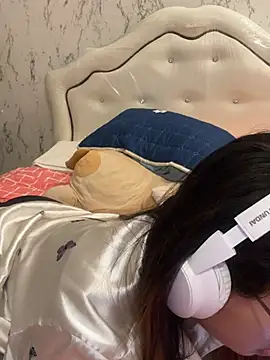 Ponthip's Webcam Show