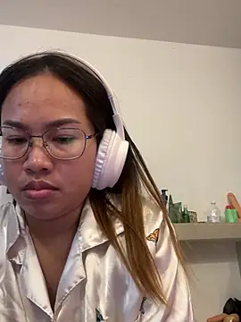 Ponthip Pertunjukan Webcam