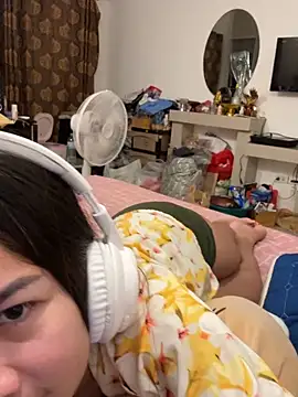 Ponthip Pertunjukan Webcam