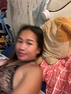 Ponthip's Webcam Show