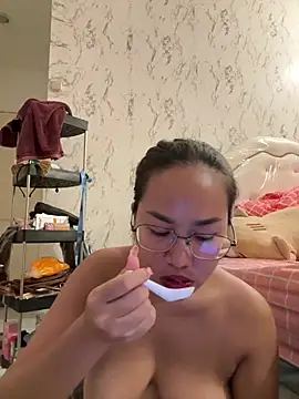 Ponthip Pertunjukan Webcam