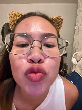 Webkamerová show Ponthip