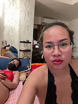 Ponthip Pertunjukan Webcam