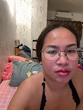 Ponthip Pertunjukan Webcam