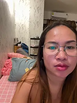 Ponthip Show Webcam