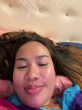 Ponthip's Webcam Show
