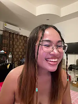 Ponthip Pertunjukan Webcam