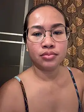 Ponthip – webcam-show