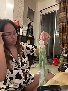 Ponthip's Webcam Show