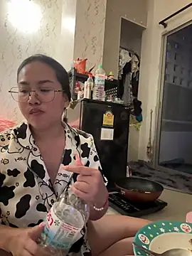 Ponthip Pertunjukan Webcam