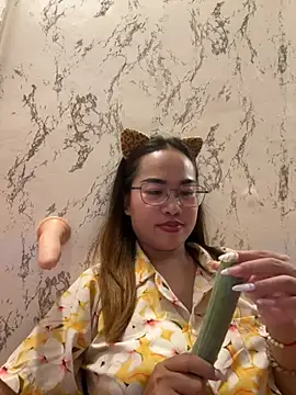 Ponthip Pertunjukan Webcam