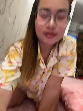 Ponthip Pertunjukan Webcam