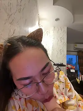 Ponthip Pertunjukan Webcam