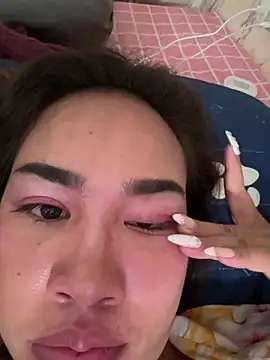 Ponthip webcam show