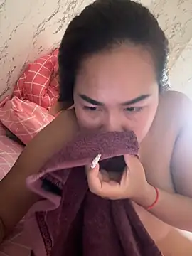 Ponthip Pertunjukan Webcam
