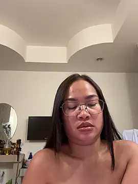 Ponthip Pertunjukan Webcam