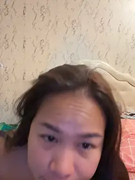 Ponthip Pertunjukan Webcam