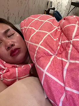 Ponthip's Webcam Show