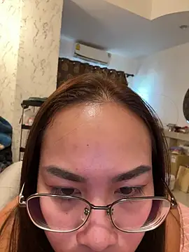 Ponthip Webcam Show