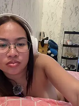 Ponthip Pertunjukan Webcam