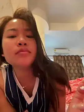 Ponthip Pertunjukan Webcam