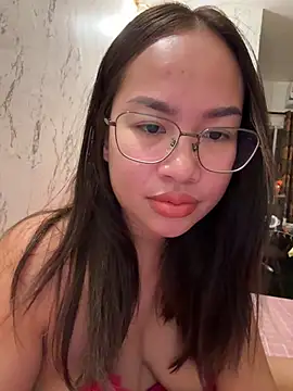 Ponthip Pertunjukan Webcam