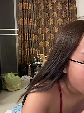 Ponthip – webcam-show