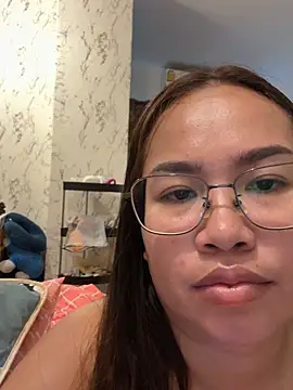 Show de Ponthip na webcam