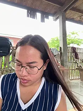Ponthip Pertunjukan Webcam
