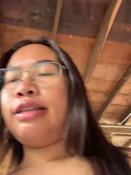 Ponthip's Webcam Show