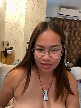 Ponthip Pertunjukan Webcam