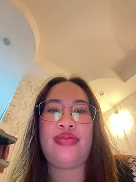 Ponthip Pertunjukan Webcam