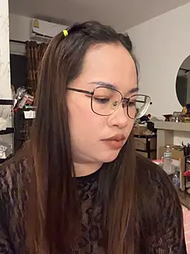 Ponthip Pertunjukan Webcam