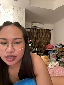 Ponthip Pertunjukan Webcam
