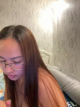 Ponthip Pertunjukan Webcam