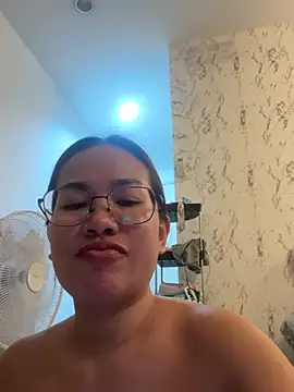 Ponthip Pertunjukan Webcam