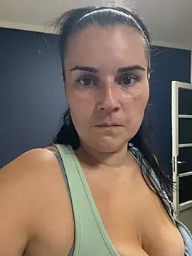 Chat XXX en directo de Naira_Dan