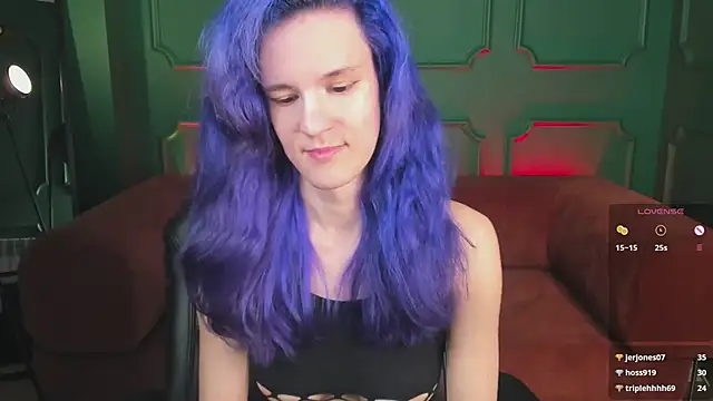 AuraLaunni's Live XXX Chat