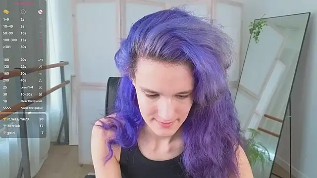 AuraLaunni's Live XXX Chat