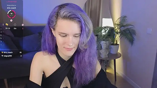 AuraLaunni's Live XXX Chat