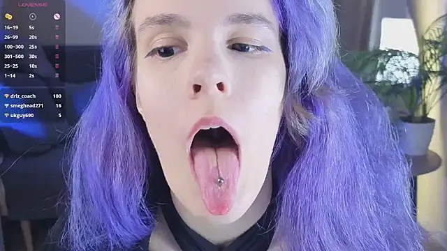 Chat +18 de AuraLaunni ao vivo