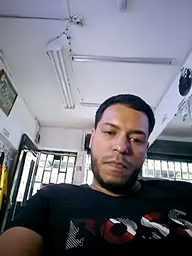 Show modela mago_vive na web-kameri