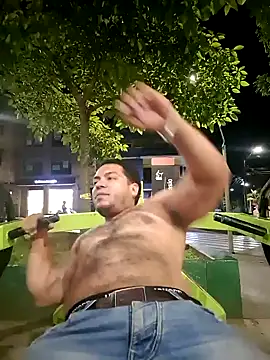 mago_vive Show in webcam