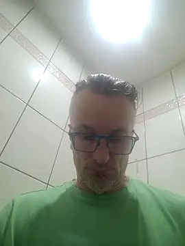 Show modela ballegs999 na web-kameri