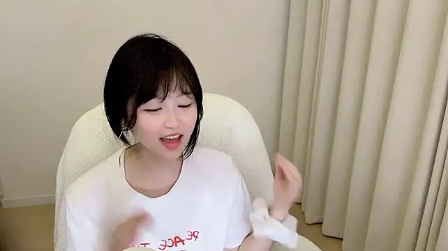 แชท XXX สดของ Kakionan