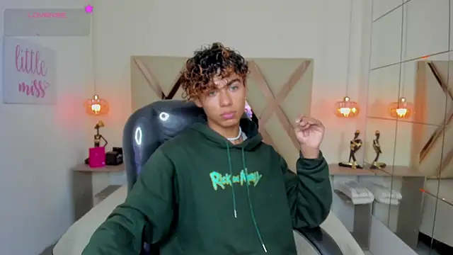 Anyelo_Twink's Webcam Show
