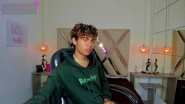 Вебкам-шоу Anyelo_Twink