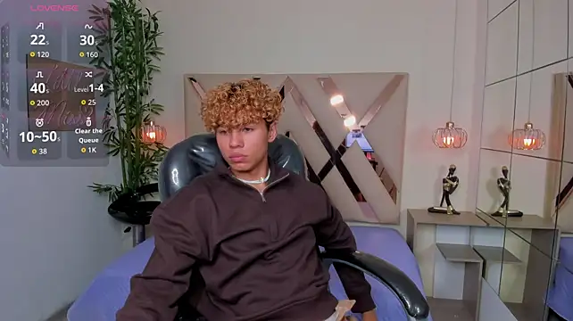 Anyelo_Twink's Webcam Show