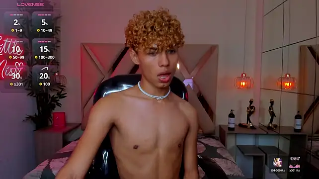 Show de Anyelo_Twink na webcam