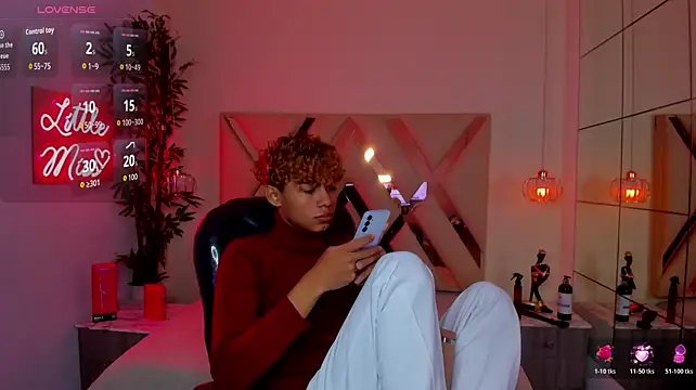 Anyelo_Twink Webcamshow